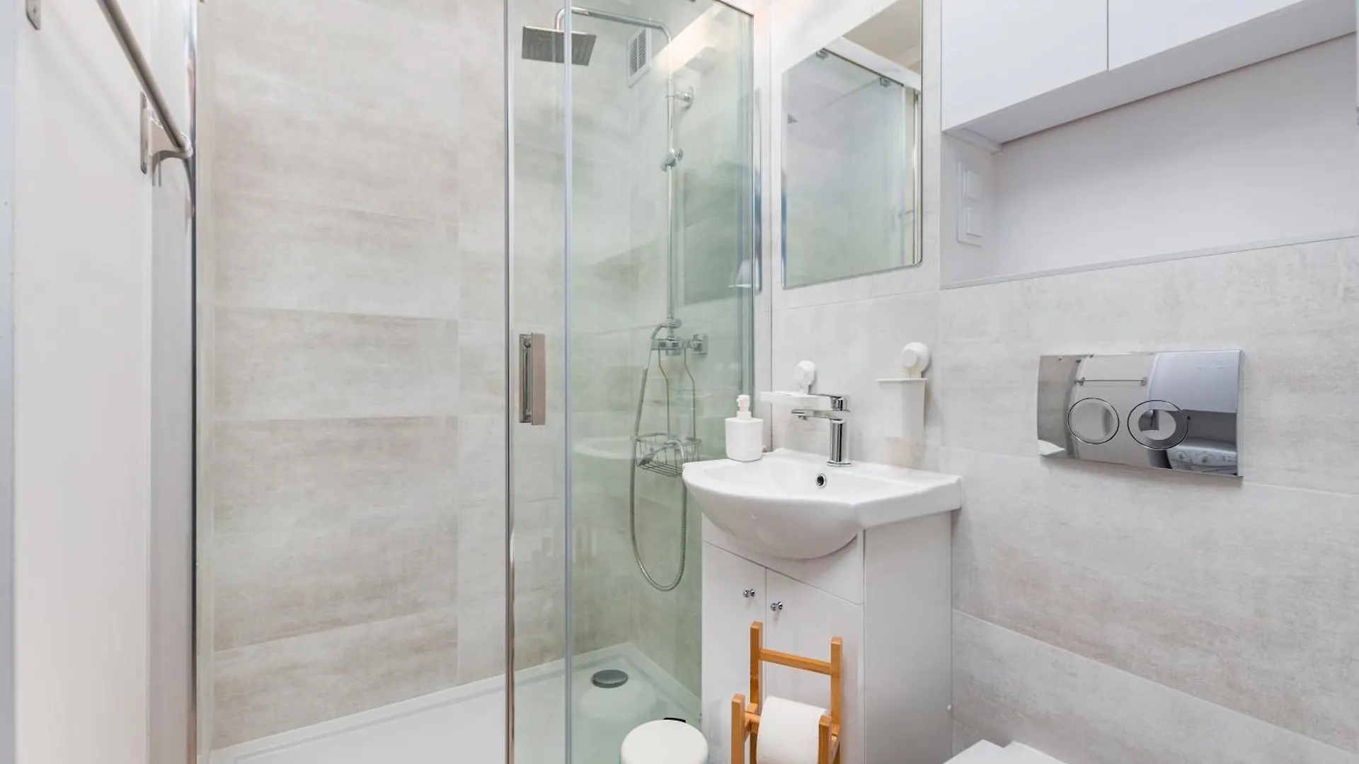 Apartment Przechodnia 2 By Homeprime Warsaw Poland