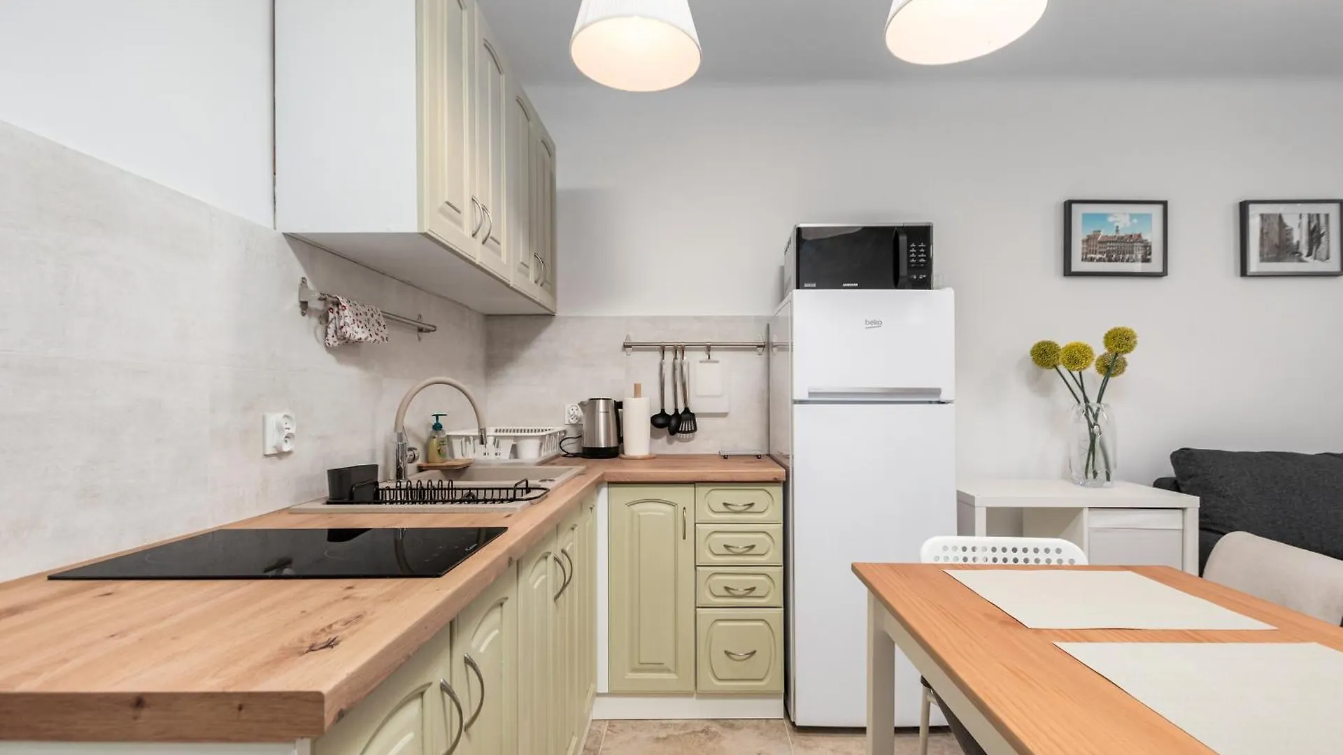 Przechodnia 2 By Homeprime Warsaw Poland